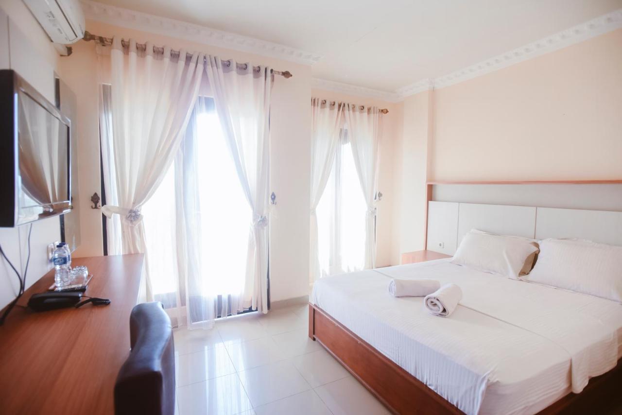 Chrysant Hotel & Resort Kupang  Eksteriør billede